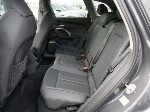 New 2025 Audi Q5 Premium Plus image 8