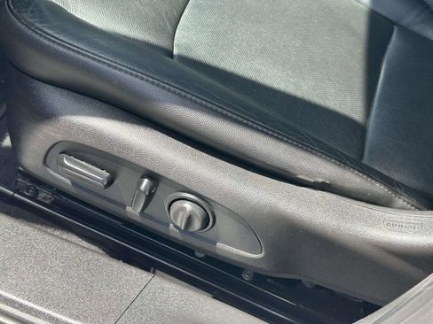Used 2016 Chevrolet Malibu Premier w/ Driver Confidence Package FWD image 19