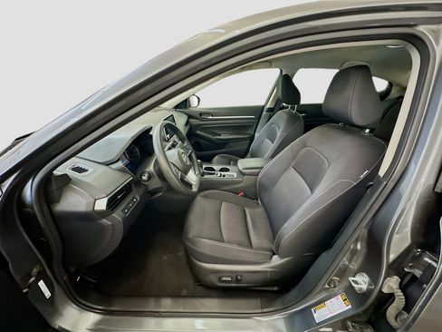Used 2022 Nissan Altima 2.5 SV AWD/4WD image 13