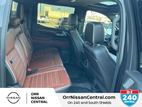 Used 2023 GMC Sierra 1500 Denali Ultimate image 12