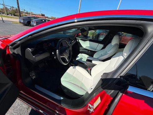 Used 2020 Tesla Model S AWD image 9