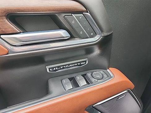 Used 2022 GMC Sierra 1500 Denali Ultimate image 10