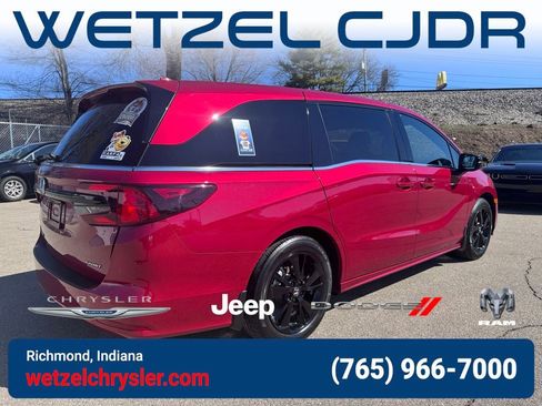 Used 2024 Honda Odyssey Sport image 9