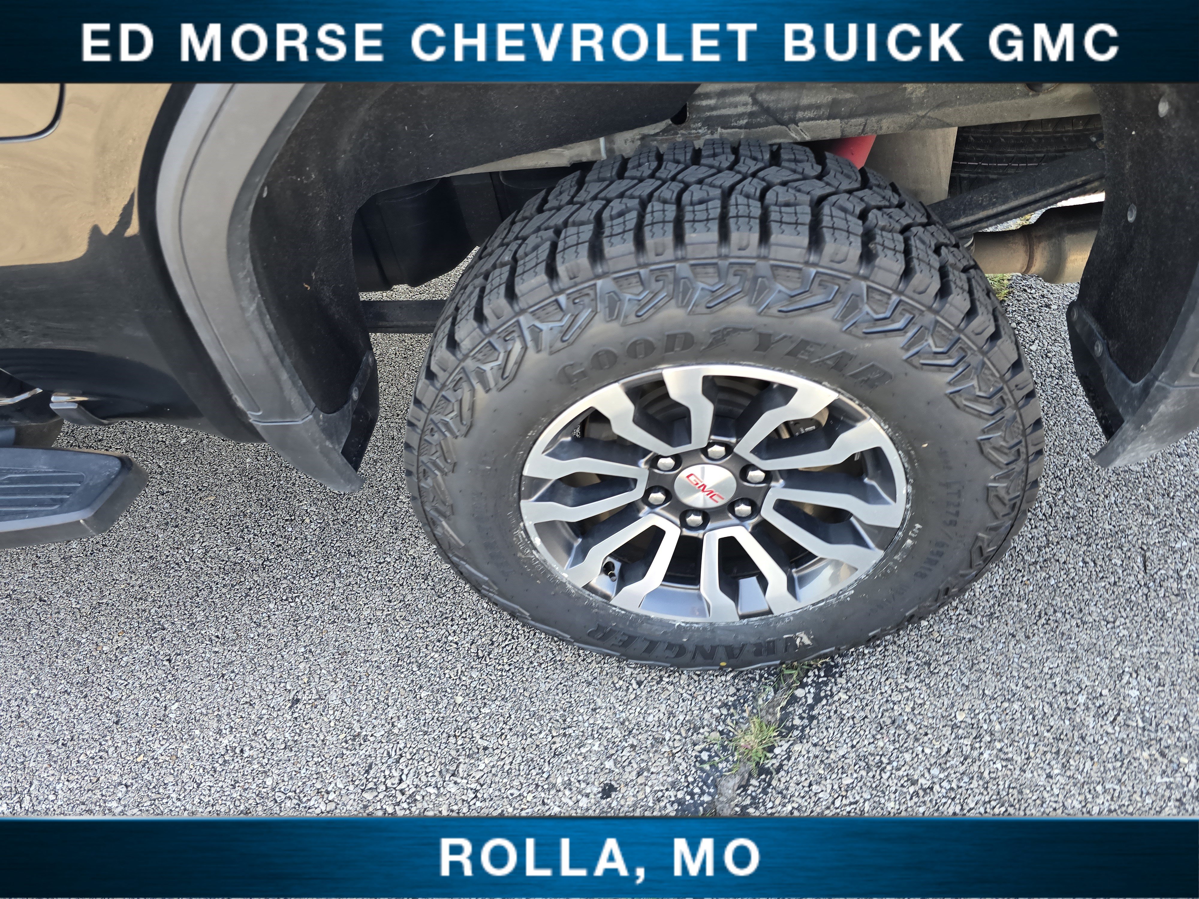 Used 2019 GMC Sierra 1500 AT4 w/ AT4 Premium Package AWD/4WD image 10