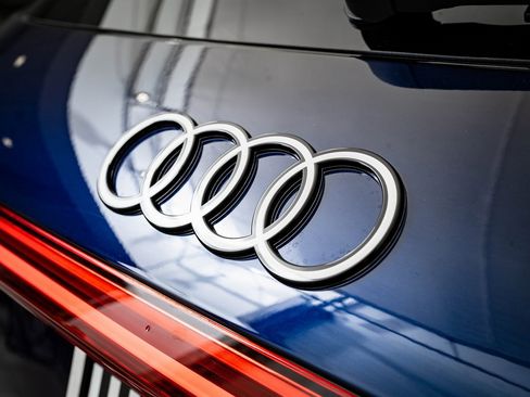 New 2025 Audi Q5 2.0T Premium Plus image 18