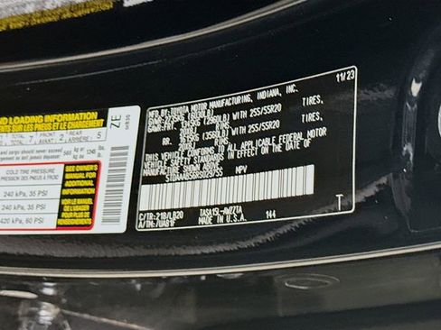 Used 2024 Toyota Grand Highlander AWD image 34