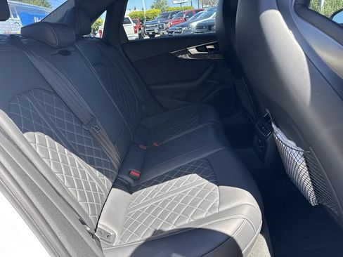 Used 2021 Audi S4 Premium Plus w/ Premium Plus Package AWD/4WD image 19