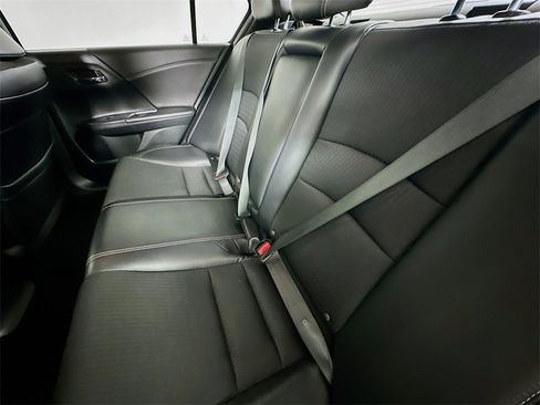 Used 2016 Honda Accord Sport image 4