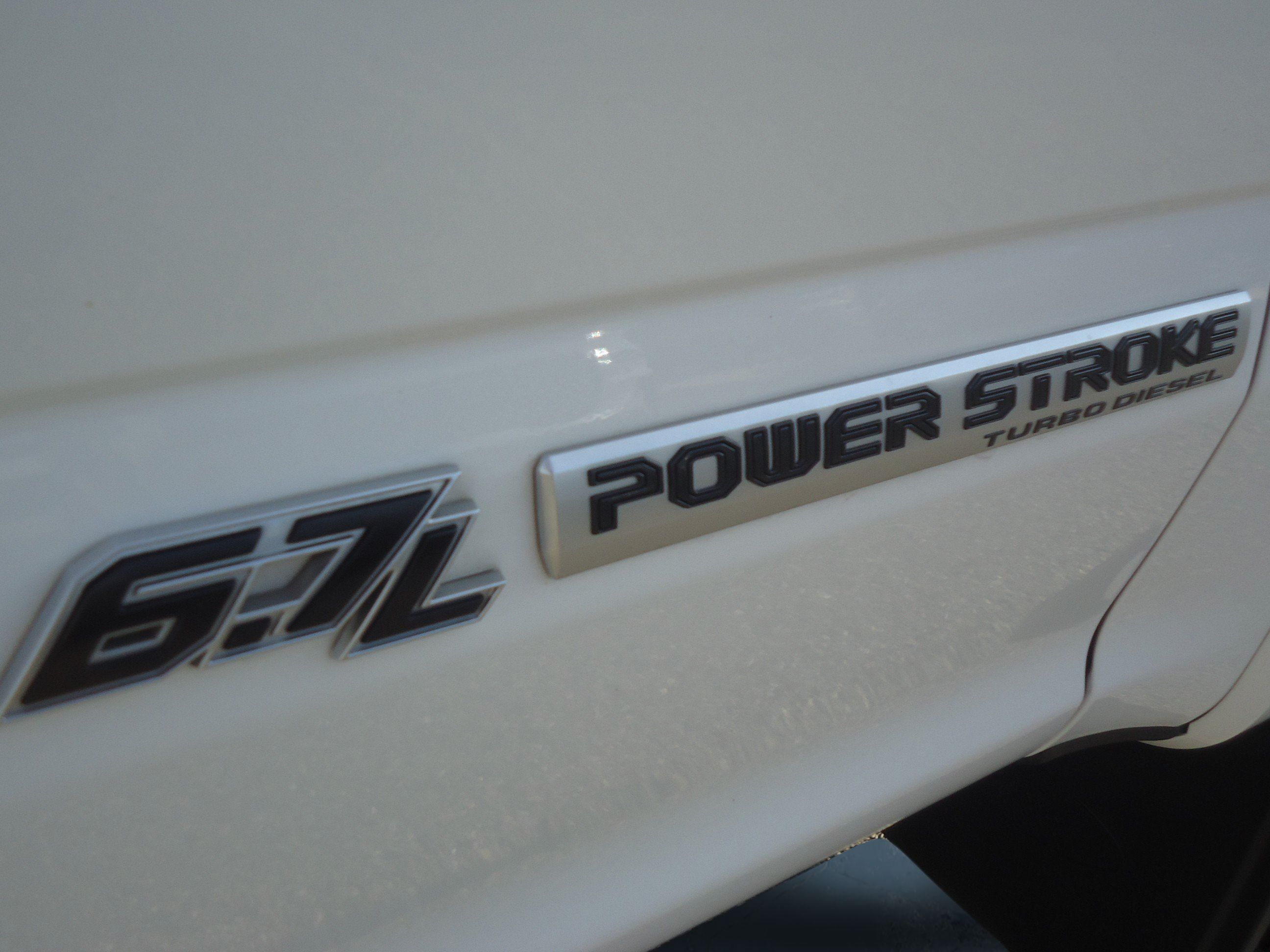 Used 2020 Ford F350 Platinum w/ Tremor Off-Road Package AWD/4WD image 14