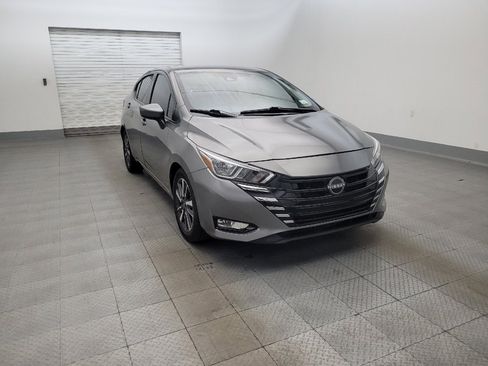 Used 2023 Nissan Versa SV FWD image 13
