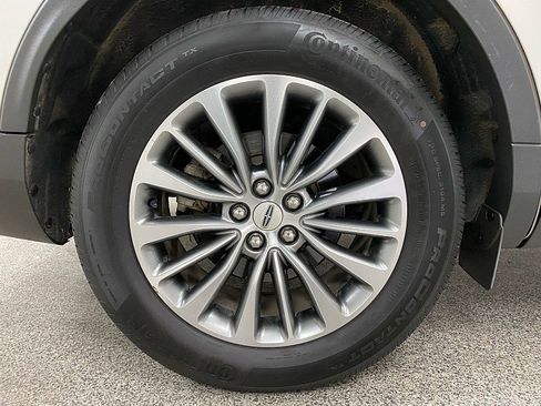 Used 2016 Lincoln MKX Select w/ Select Plus Package image 25