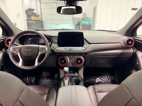 Used 2023 Chevrolet Blazer RS w/ Enhanced Convenience Package image 23