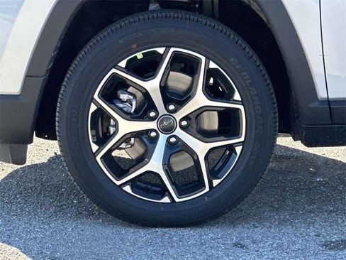 New 2026 Jeep Compass Limited image 7