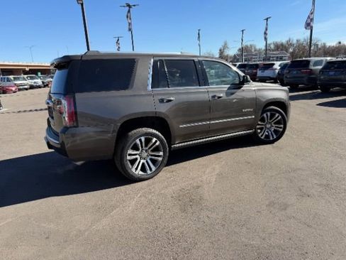 Used 2019 GMC Yukon Denali w/ Denali Ultimate Package image 18
