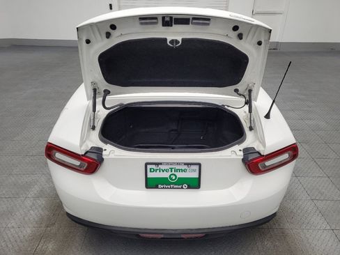 Used 2020 FIAT 124 Spider Classica w/ Technology Group image 29