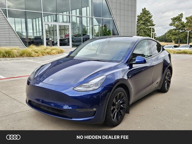 Used 2023 Tesla Model Y Long Range AWD/4WD image 1