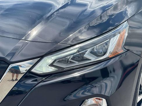 Used 2022 Nissan Altima 2.5 SR FWD image 13