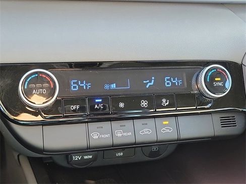 Certified 2025 Hyundai Elantra Sport image 11