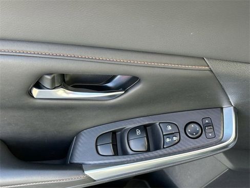 Certified 2020 Nissan Sentra SR image 16