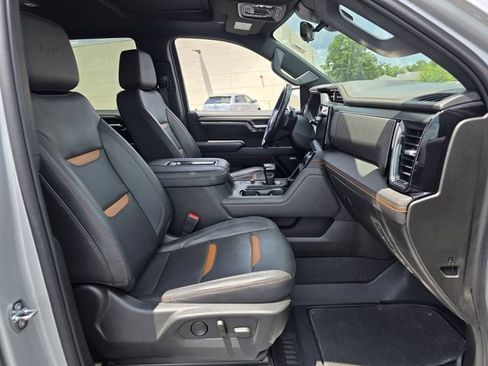 Used 2022 GMC Sierra 1500 AT4 w/ AT4 Premium Package AWD/4WD image 28