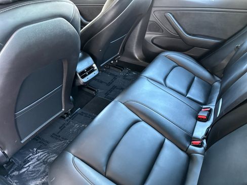 Used 2020 Tesla Model 3 Performance image 12
