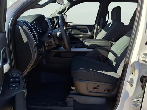 New 2025 RAM 2500 Big Horn image 9