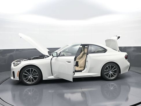 New 2026 BMW 230i Coupe w/ Premium Package RWD image 38
