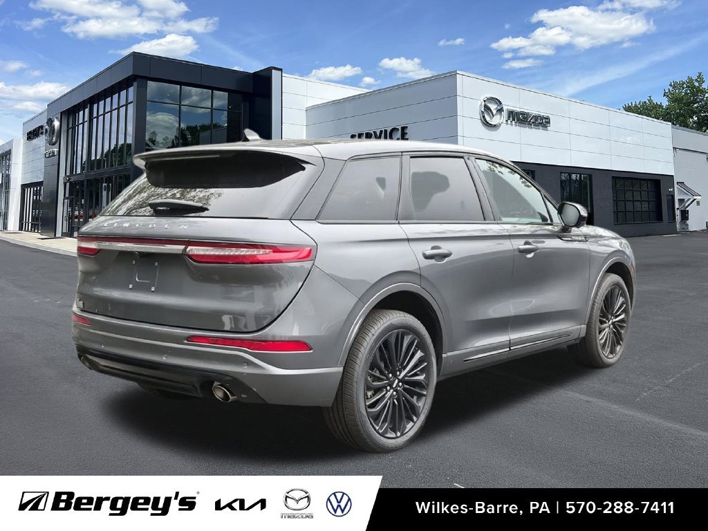 Used 2023 Lincoln Corsair AWD w/ Equipment Group 101A image 15