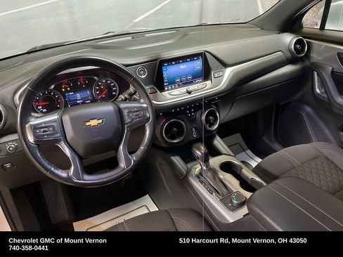 Used 2020 Chevrolet Blazer LT image 2