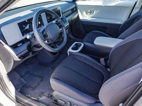 Used 2024 Hyundai Ioniq 5 SEL image 17