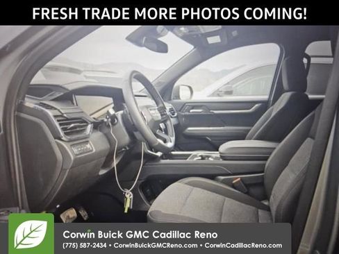 Used 2025 GMC Acadia Elevation image 5