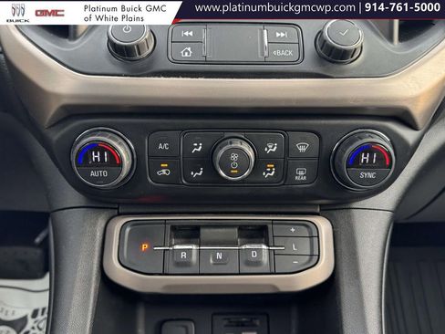 Used 2023 GMC Acadia Denali w/ Denali Technology Package image 28