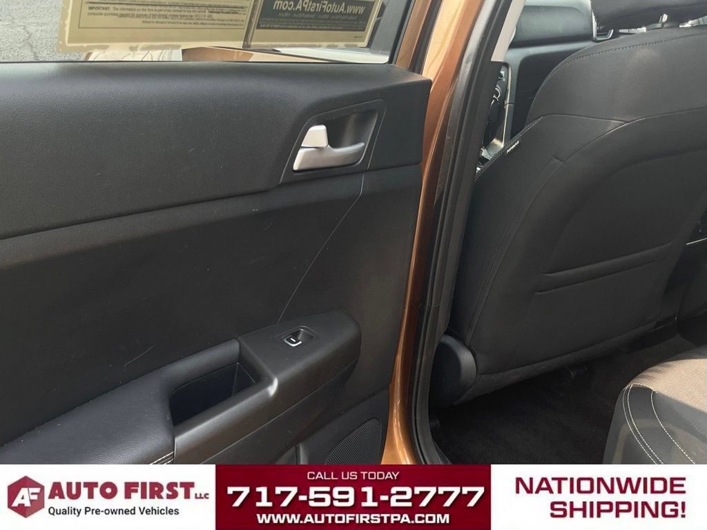Used 2020 Kia Sportage LX AWD/4WD image 9