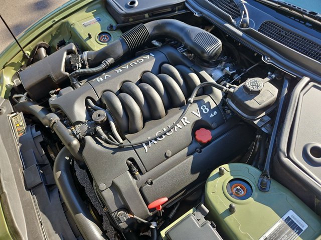 Used 1999 Jaguar XK8 Convertible RWD image 29