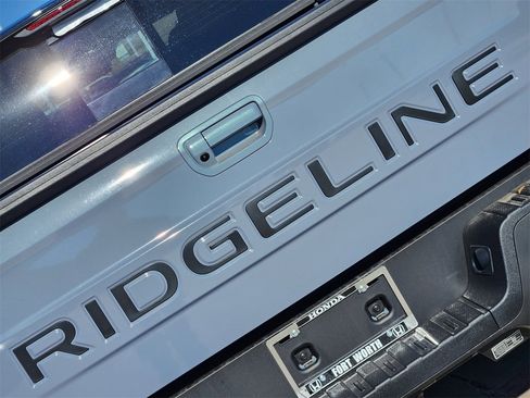 New 2026 Honda Ridgeline Black Edition image 7