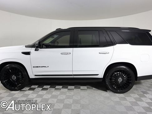 Used 2026 GMC Yukon Denali Ultimate image 10