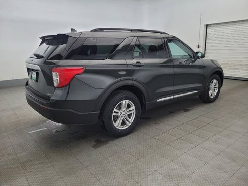 Used 2022 Ford Explorer XLT image 10