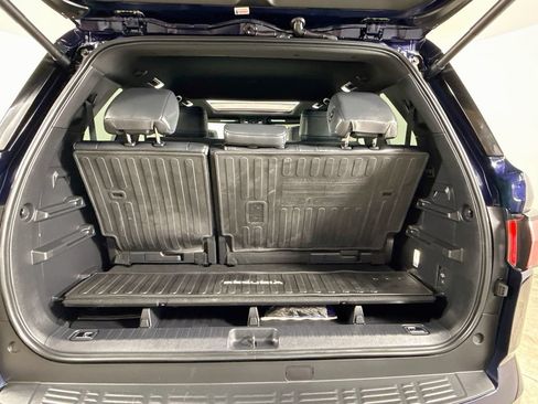 Certified 2025 Toyota Sequoia Platinum AWD/4WD image 29