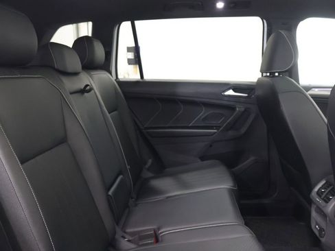 Used 2024 Volkswagen Tiguan SE R-Line image 24