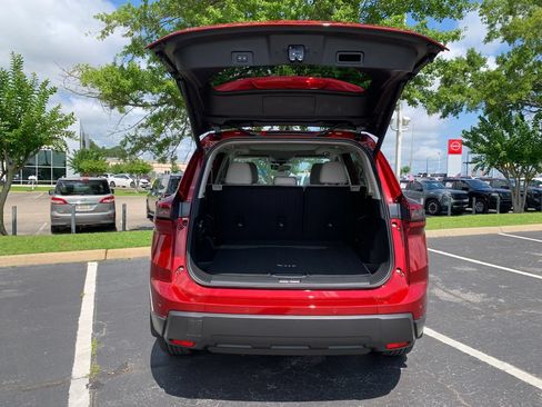 New 2026 Nissan Rogue Dark Armor FWD image 5