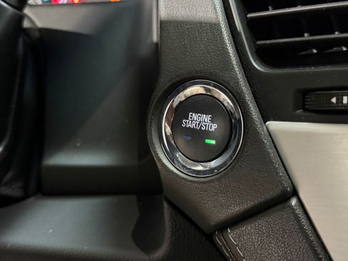 Used 2020 GMC Yukon SLT AWD/4WD image 14
