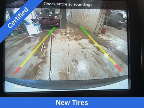 Used 2022 Jeep Cherokee Trailhawk image 17