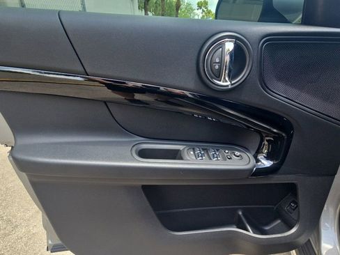 Used 2024 MINI Cooper Countryman S w/ Premium Package FWD image 13