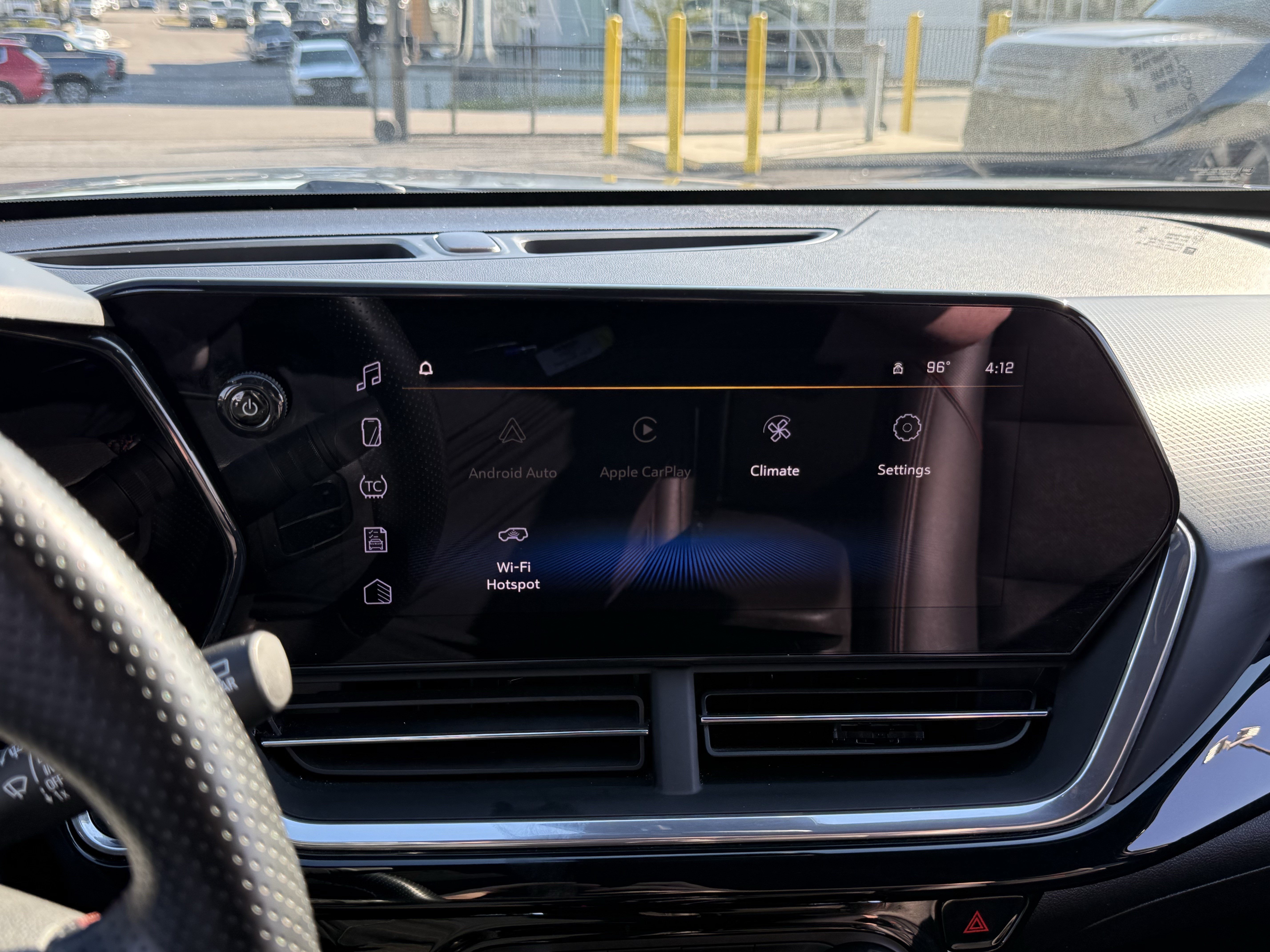 Used 2024 Chevrolet Trax RS FWD image 21