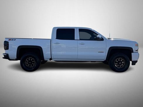 Used 2018 Chevrolet Silverado 1500 LT w/ Texas Edition image 6