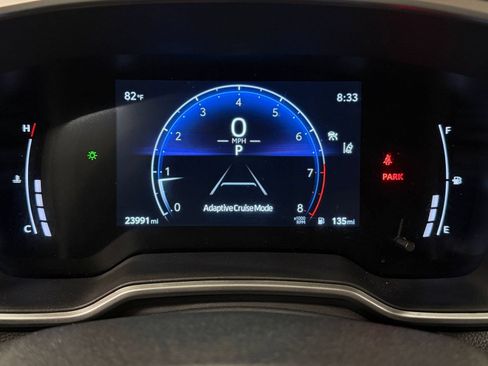 Used 2025 Toyota Corolla Cross XLE FWD image 20