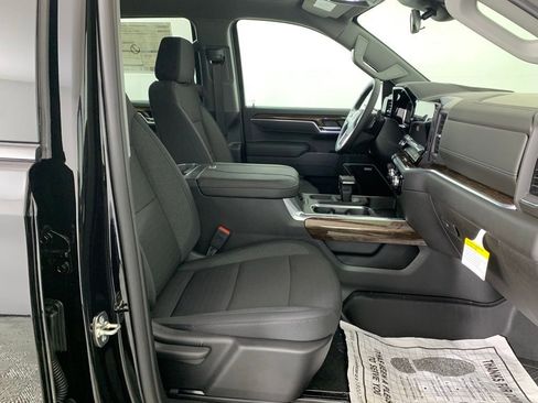 New 2026 GMC Sierra 1500 Elevation image 25