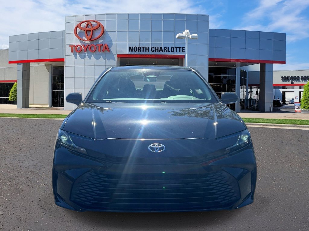 Used 2025 Toyota Camry LE w/ Convenience Package FWD image 3