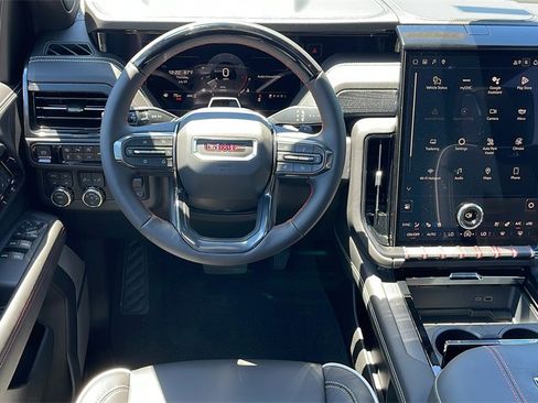 New 2025 GMC Yukon XL AT4 Ultimate image 15