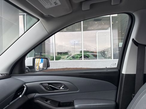 Used 2018 Chevrolet Traverse Premier image 30